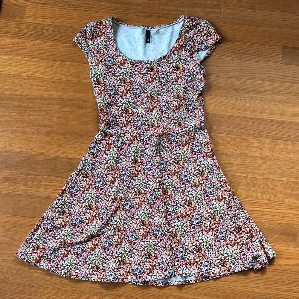 95% cotton 5% elastin floral print dress